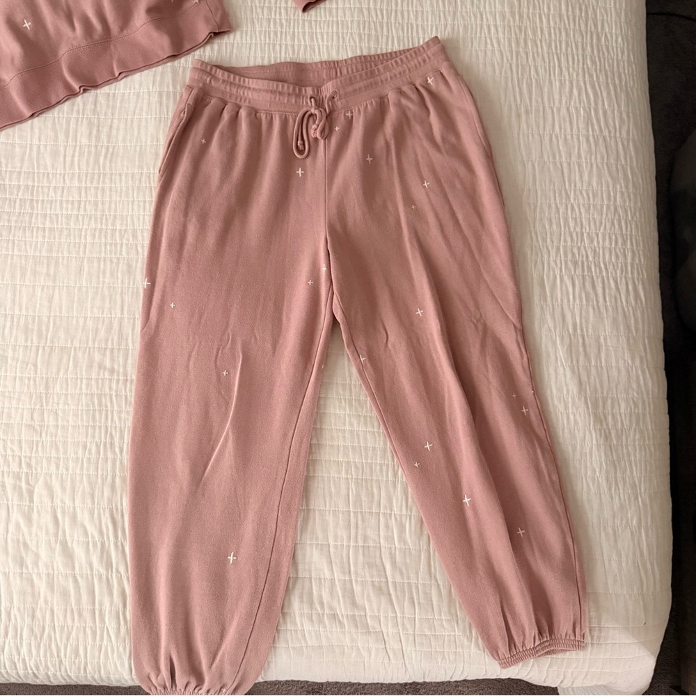 Universal Thread Blush Sweat Set - Picture 4 of 6